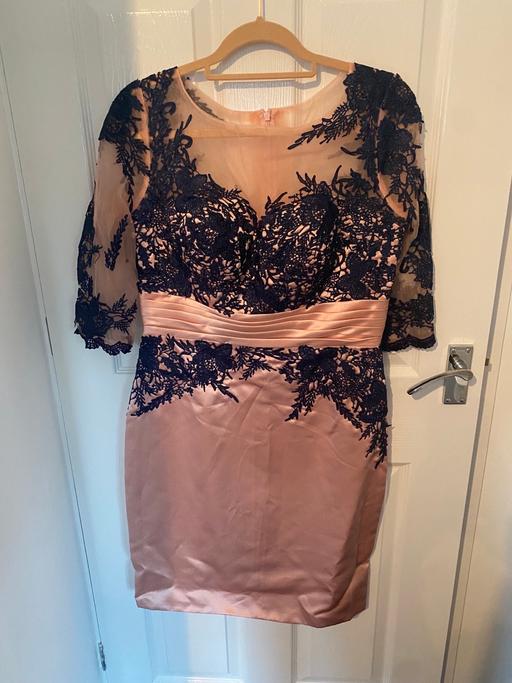 Buy & Sell Hertfordshire Dacorum - Photos for Champagne/navy dress and jacket