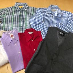 Verkaufe 5 neuwertige Jungen-Hemden in der Größe 156/152 sowie ein graues Gilet.

Die Trachtenhemden und das rote sind langarm, die 2 anderen kurzarm.

Tadelloser Zustand, Nichtraucherhaushalt