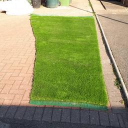 off cut, 37mm grass.
13 ft long 6ft width tapers down to 3 ft.