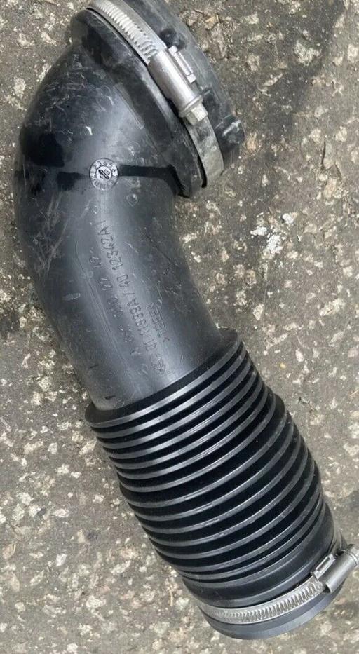 Vehicles West Midlands Sandwell - Photos for Mercedes A Class B class Cla Air Intake Pipe