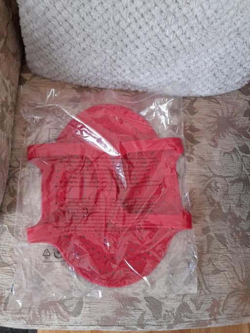 Buy & Sell Essex Colchester - Photos for Brand new red silicone roast lifter