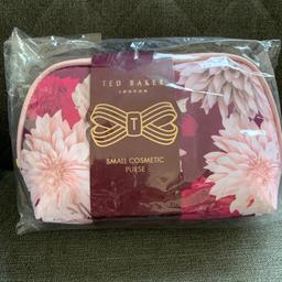 Ted Baker make up bag
Brand new no offers