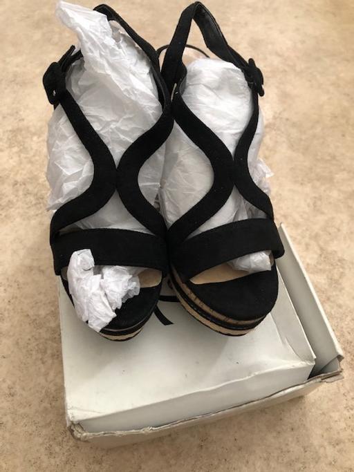 Buy & Sell South West London Richmond upon Thames - Photos for Brand New Sandals Size UK 5/38