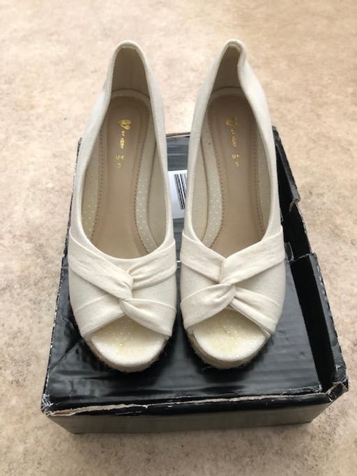 Buy & Sell South West London Richmond upon Thames - Photos for Ladies Peep Toe Sandals Size UK 5