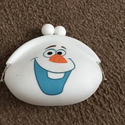 Olaf child’s purse. Great for keeping you’re child’s pennies in. Good condition. B36 area. £2.