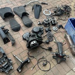 Some random Yamaha MT125 YZF R125 parts. Message me for prices