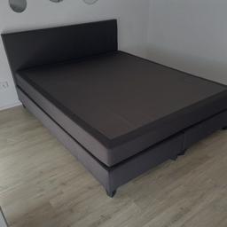 Hier verkaufe ich 160×200 cm boxspringbett in der Farbe braun.

Das Bett ist 3 Jahre alt und ist in guten Zustand 

Ohne topper.

Abholung!
