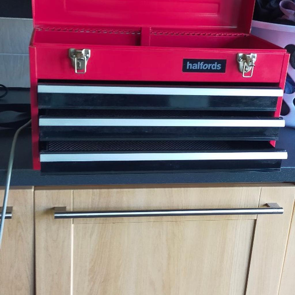 Halfords tool box in S20 North East Derbyshire for £25.00 for sale Shpock