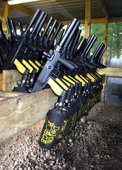 Buy & Sell West Midlands Solihull - Photos for 10person paintball offer worth £100 no expiry