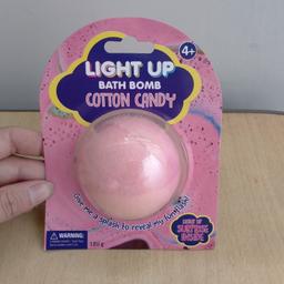 Light Up Bath Bomb Cotton Candy Scent
Brand New.
'light up surprise inside!'
4+ years

Please see photos before purchasing

Collection from Horton road Gloucester or can be posted

#lightupbathbomb #bathbomb #pink #bathandbody #beauty #bathtime