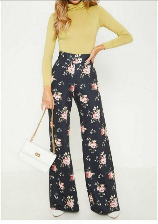 Buy & Sell West Midlands Walsall - Photos for pretty thing size 6 floral wide trousers hol