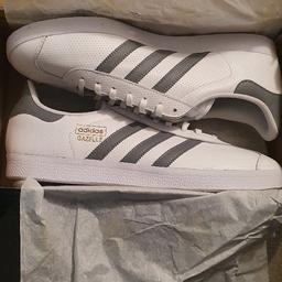 New without tags White Leather Adidas gazelle OG's. Size Uk11.
check out my other items for sale👍