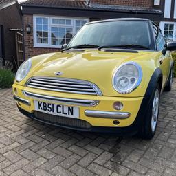 Mini Cooper, 1.6 Petrol. Part Leather, Panoramic Sunroof, AC Works.
Has had a replacement speedo that reads 171k Miles however the old speedo will be included.
car has done 130k miles 
11 months MOT

message for any questions please