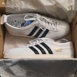 New without tags Adidas Gazelle Vintage.
White/Black leather uppers.
Size UK10.5.
Check out my other items for sale👍