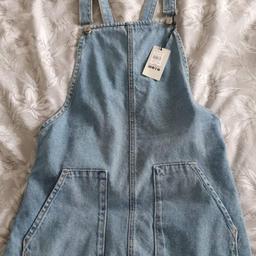 denim pinifore size 6 bnwt
collection brierley hill
can post for costs