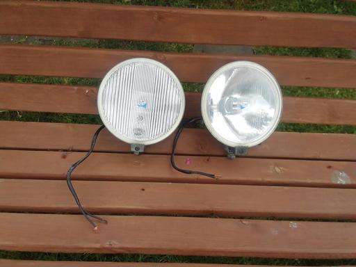 Vehicles Surrey Elmbridge - Photos for 2 Halogen spotlights