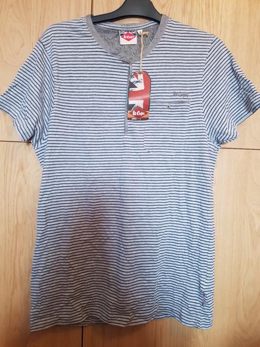 Buy & Sell Nottinghamshire Ashfield - Photos for Mens Lee cooper Tshirt Size S