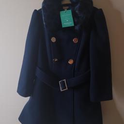 Welcome To One Cosy Place
Our Price: £29.99
RRP: £60.00
Postage & Packing: £3.95 Or Collection b389rp
Payment: We Accept Paypal - Bank Transfer - Cash
Item: Monsoon Buckle Belted Navy Blue Girls Coat / Jacket
Size UK 5-6 Years
Condition: Brand New With Tags
More Info: This coat has a structured silhouette with a faux fur collar. Fastens with silver buttons and a pearly buckle belt. Blue
(Please Feel Free To Check Out Our Other Items)