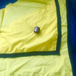 Excellent condition..

Thick leather SCOUT scarf tie/ring 

Black trim on bright yellow fabric..