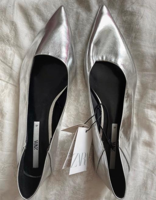 Buy & Sell West Yorkshire Kirklees - Photos for Zara silver flat shoes