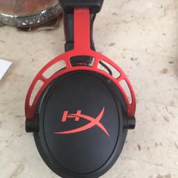 Gaming headset in good working order just needs new ear pads,which most people like to replace anyway., selling due to upgrade pick up L33