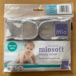Reusable nappy cover size 2 (9kg+)
To be used with miosoft reusable nappy (not included) 
New item, never used. Packaging has been opened.