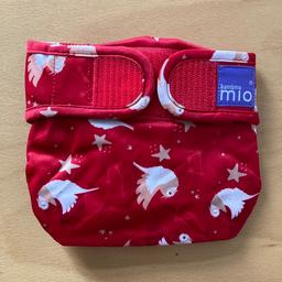 Reusable nappy cover size 2 (9kg+)
To be used with miosoft reusable nappy (not included) 
New item, never used. Packaging has been opened.