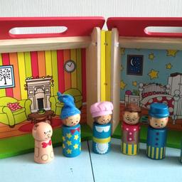 Mister Tumble house
something special 
wooden house and figures
Great condition