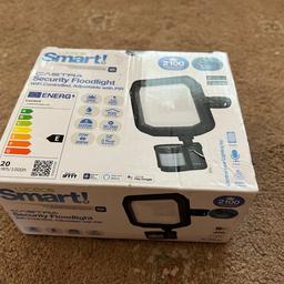 Brand new sealed box.
This floodlight sells for £38 in Screwfix.

Luceco Castra smart WIFI outdoor LED floodlight with PIR sensor.
Control all the functions through the app.
Wattage: 20W
Colour: Black.

Works with Amazon Alexa, Google Home.
IOS App and Android App.

Collection only from Collier Row in Romford. RM5 postcode.