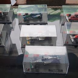 Verkaufe F1 Renn Autos sammeln Objekte 
Von Lewis Hamilton, Ayrton Senna,Jenson Button,Sebastian Vettel, Niki Lauda,Michael Schumacher, Emerson Fittipalsi.
