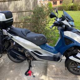 300cc Motor Cycle come Scooter Road legal excellent condition 2013 Reg, 32000 miles, Mot Sept 2022, Automatic, New Tyres all round, New Battery, 2 Keys, Electric Start, Very Economical, Dream to ride, genuine reason for sale service history can be ridden on car licence
