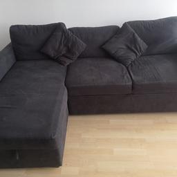 Grey Fabric Corner Sofabed with stotage space. One wheel is broken/missing, however it can still be pulled out to use as Sofabed. May need a deep clean, no pets and smoke-free. 

Measurements: L220cm/ W90cm/ Corner160cm

Pick up only (TW8) needs to be gone by tomorrow!