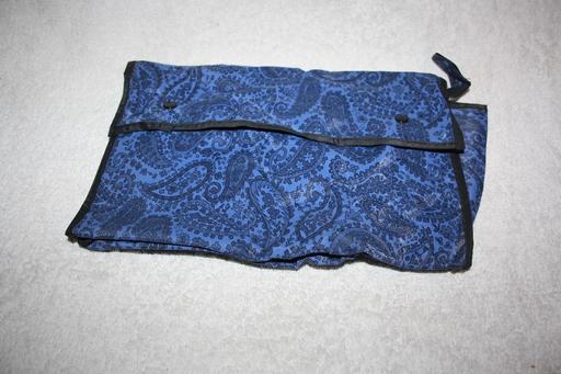 Buy & Sell North West London Chalk Farm - North West London - Photos for women's blue pattern makeup bag