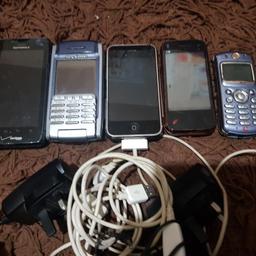 job lot of old phones. iPhone has no sound but works.  two on the right work but need chargers.

Motorola droid is a good phone slow but still works.  as well as whatsapp