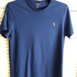 Ralph Lauren T-shirt 

Medium 

Good used condition 

Can deliver or meet 

Can post