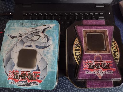 Buy & Sell West Midlands Dudley - Photos for Yu GI oh tins, Amulets and discs.