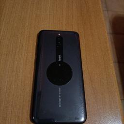 Vendo Xiaomi Redmi 8 colore Black con 64 GB di memoria e 4 GB di RAM, completo di scatola e caricabatterie.
Il telefono presenta lievi segni di usura sulla scocca posteriore, per il resto si trova in ottime condizioni.