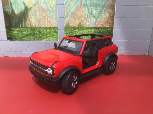 Buy & Sell Essex Chelmsford - Photos for Ford Bronco 1:18 Diecast