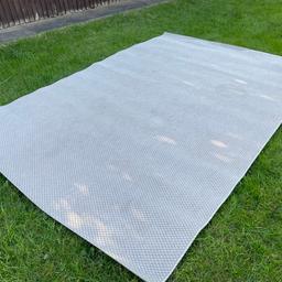 200cm x 300cm - used condition but a quality rug with plenty of wear still in it. Collection only from either wv3 or b63