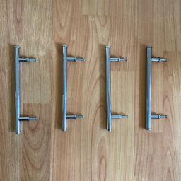 Stainless Steel.
Length: 187 mm.
Screw centres: 127 mm.
Screws included.
£1 each.
24 available.