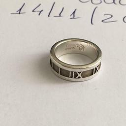 In good condition vintage Tiffany&Co. Tiffany Atlas Ring Size 4 1/2. No pouch or box but will wrap it well. Trusted seller, see my selling profile for more Tiffany&Co. items, thank you.