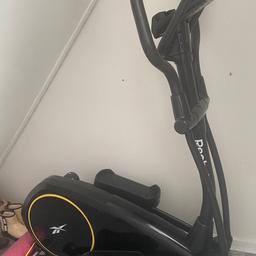 Pick up only from N7 9EJ

Cross trainer, I’ve no space for and not used . Brought off Amazon in January 2022.

Model name Zr8 Cross Trainer
Brand Reebok
Colour Black
Item dimensions L x W x H 144 x 63 x 169 centimetres
Material Iron, Plastic
Screen size 5.75 Inches

Serious offers only. See my reviews.