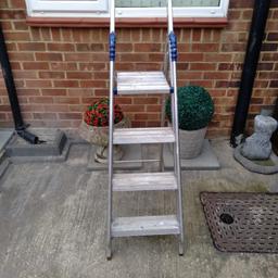 HEAVEEY STEP LADDER
COLLECTION NORTHOLT
GOOD CONDITION 
MOBILE 07942565178