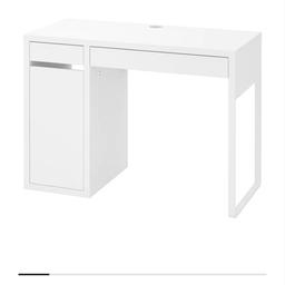 Brand new in box Ikea white desk
Unfortunately only 1cm too big hence reason for sale
Box had been opened as I took the main piece out to check the width and realised it was too big
Cost £115 with delivery want £95
Pet smoke free house