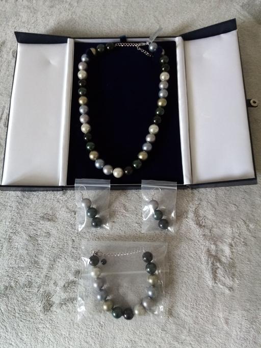 Buy & Sell West Midlands Wolverhampton - Photos for Shell Pearl Sterling Silver Set