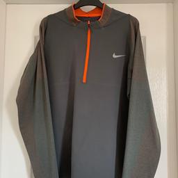 Nike golf top size L