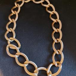 Vintage Signed Christian Dior Germany Necklace 1970's Gold Plated.
20 oval links with each link has a twisted rope/wire design
Heavy substantial weight 
Totally secure clasp 
Lovely condition 
Beautiful piece
Next day special delivery, insured