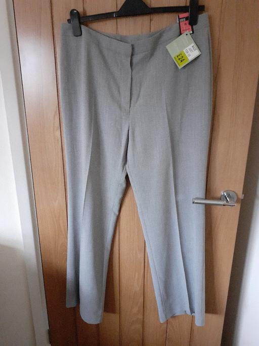 Buy & Sell West Midlands Dudley - Photos for Ladies M and S Trousers