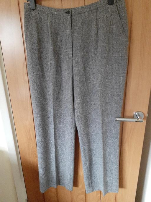 Buy & Sell West Midlands Dudley - Photos for Ladies Trousers