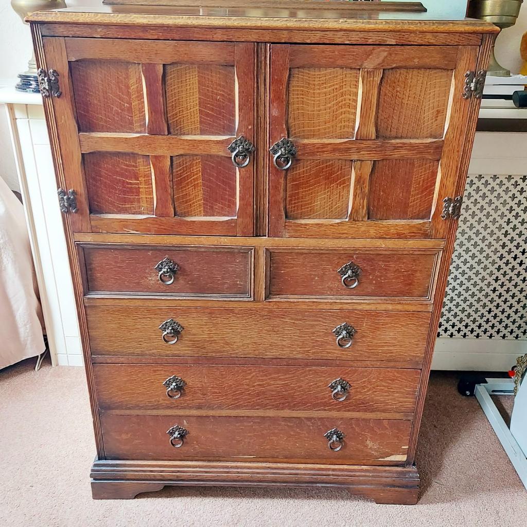 Antique oak tallboy cupboard in B38 Birmingham for £40.00 for sale Shpock
